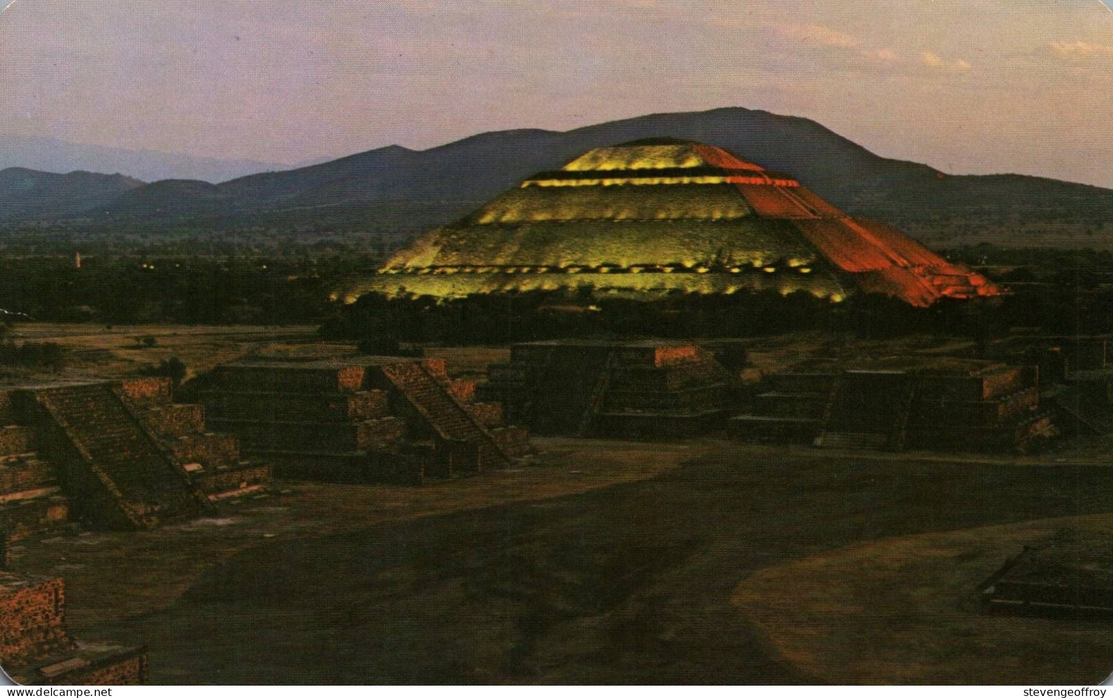 Mexique Mexico Vista Nocturna De Plaza De La Luna Y Piramide Del Sol Teotihuacan - Mexique