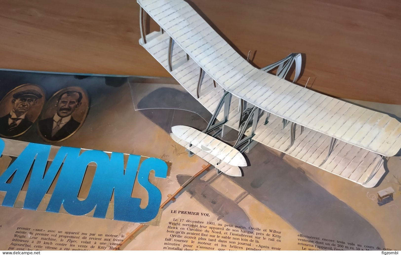 Livre POP-UP Les Avions - Avion