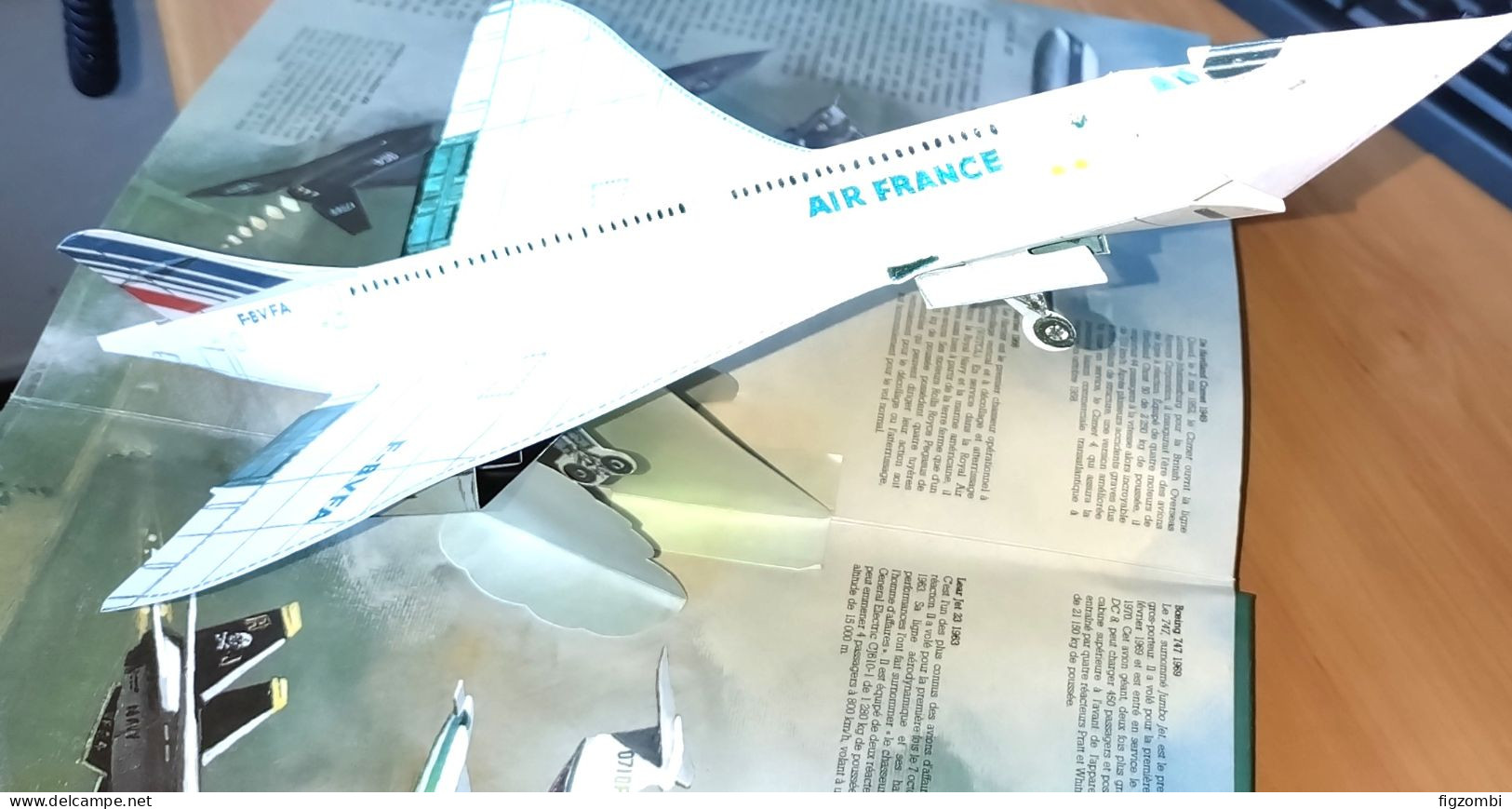 Livre POP-UP Les Avions - Flugzeuge