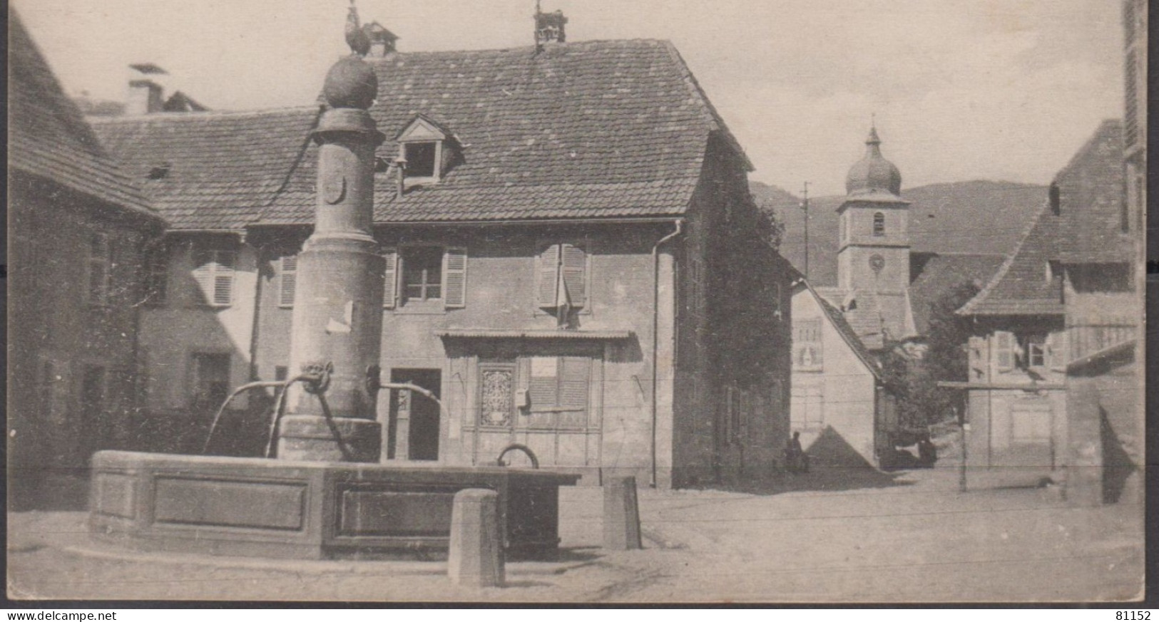 Lot De 2 CPA  De  Haute Alsace   St-AMARIN Vieille Fontaine Surmontée Du Coq Gaulois Et L'église + Une Vue  Non écrites - Saint Amarin