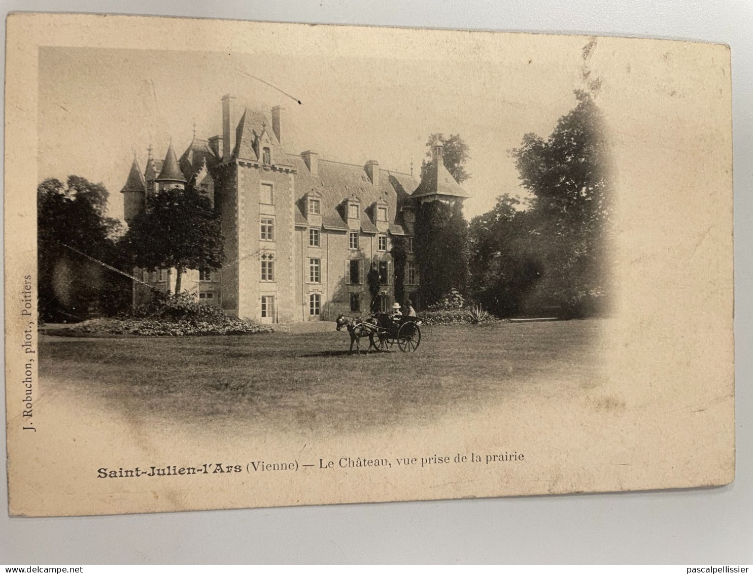 CPA Précurseur - SAINT JULIEN L'ARS - Le Château Vue De La Prairie - Animée Attelage - Saint Julien L'Ars