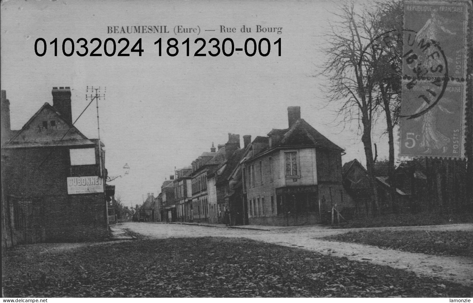 BEAUMESNIL. Cpa  - Rue Du Bourg.   (scans Recto-verso) - Beaumesnil