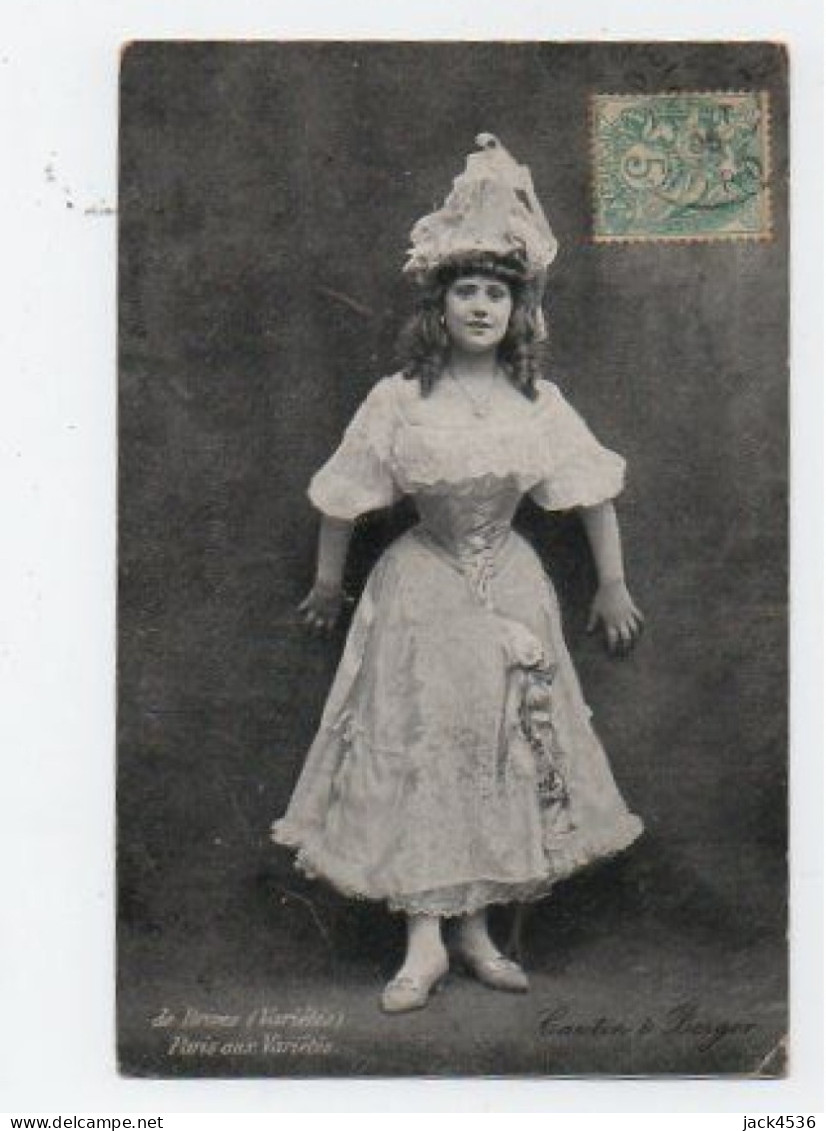 Carte Postale Ancienne - PARIS Aux Variétés - Melle DE BRIVES - Cabaret