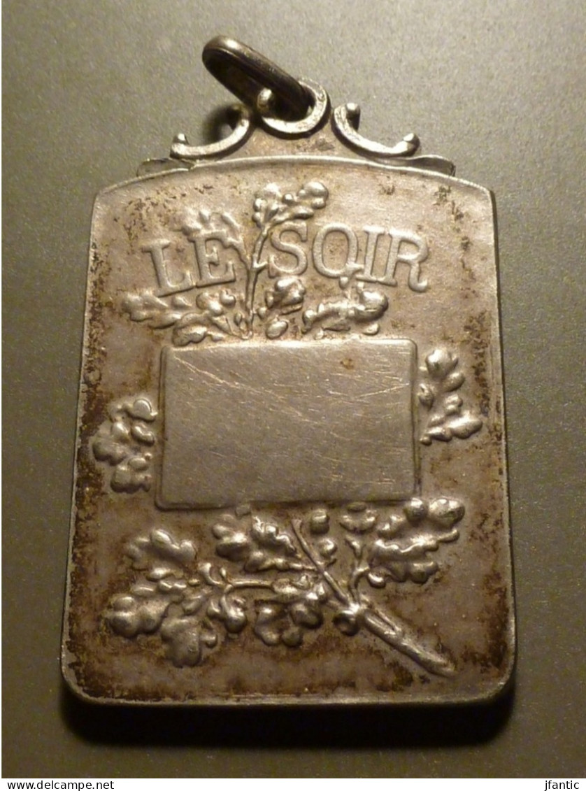 P.Theunis, Le Soir,ancienne Médaille En Métal Argenté, Milieu XXème Siècle. - Other & Unclassified