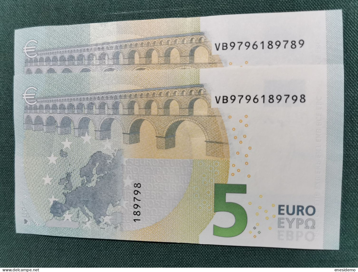 5 EURO SPAIN 2013 LAGARDE V014J4 VB SC FDS CORRELATIVE COUPLE RADAR 2 UNCIRCULATED PERFECT - 5 Euro