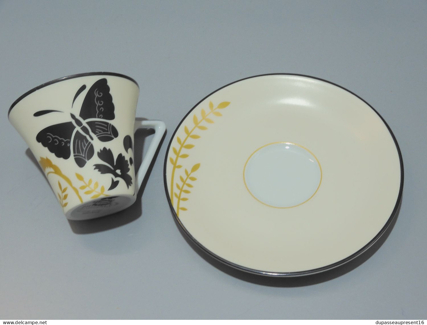 -JOLIE TASSE & SOUS TASSE PORCELAINE LIMOGES PHILIPPE DESHOULIERES KIMONO    E