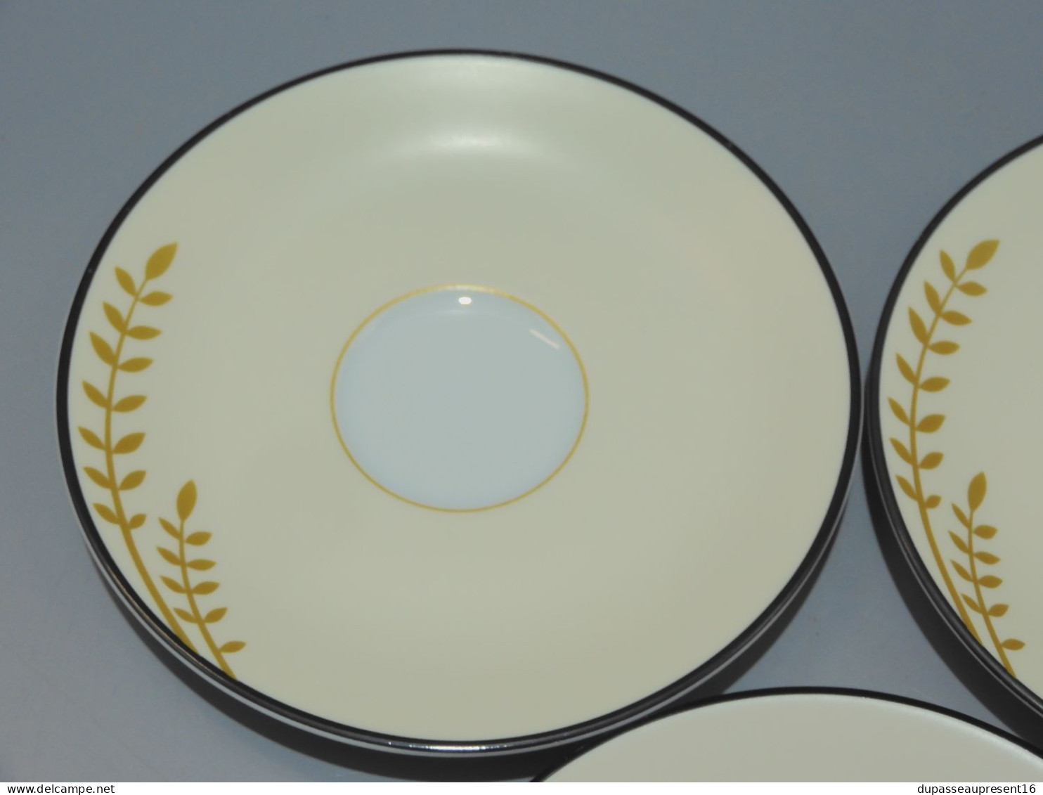 -3  SOUS TASSES PORCELAINE LIMOGES PHILIPPE DESHOULIERES KIMONO      E - Limoges (FRA)