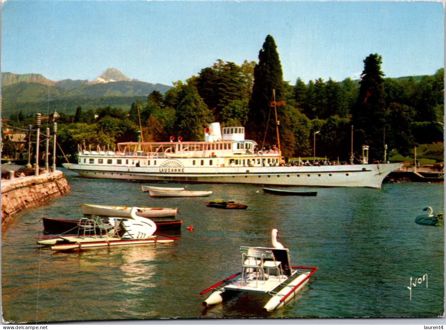 2-3-2024 (1 Y 42) France - "Ferry" Dans Le Port D'Evian  (posted 1963) - Ferries