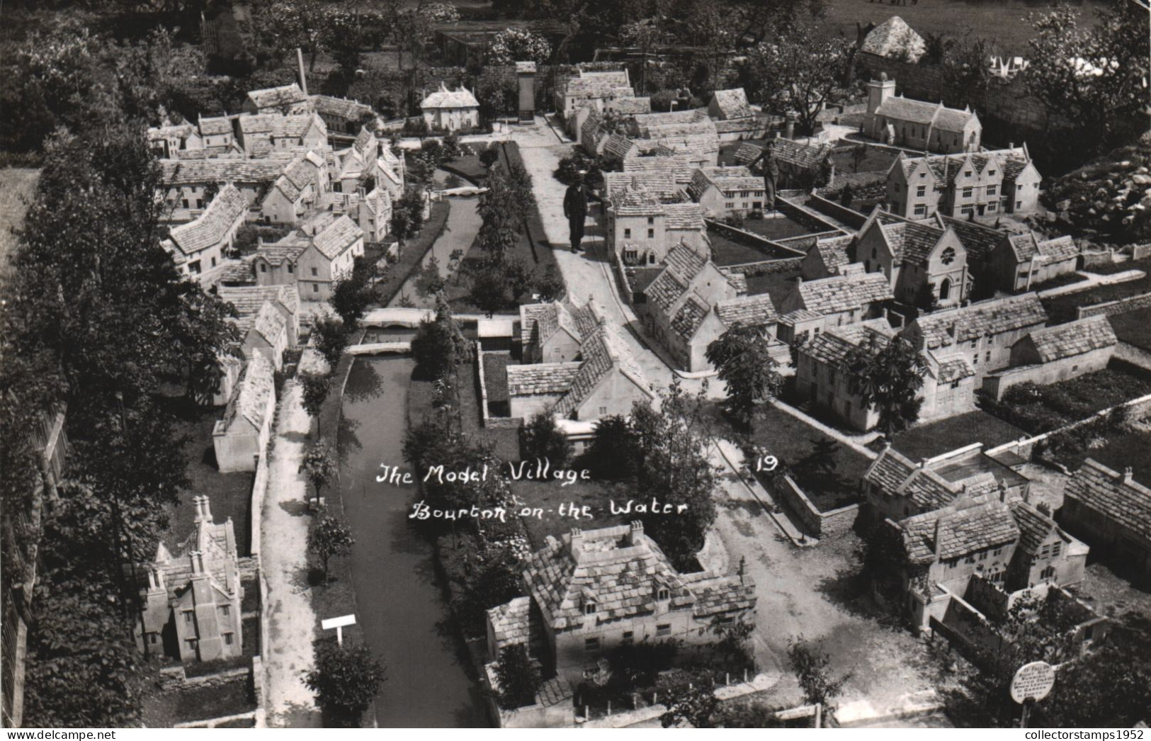 BOURTON ON THE WATER, GLOUCESTERSHIRE, ARCHITECTURE, BRIDGE, ENGLAND, UNITED KINGDOM, POSTCARD - Andere & Zonder Classificatie