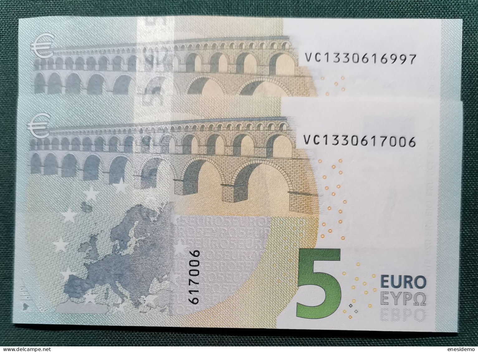 5 EURO SPAIN 2013 LAGARDE V014F6 VC CORRELATIVE COUPLE HUNDRED CHANGE SC FDS UNCIRCULATED  PERFECT - 5 Euro