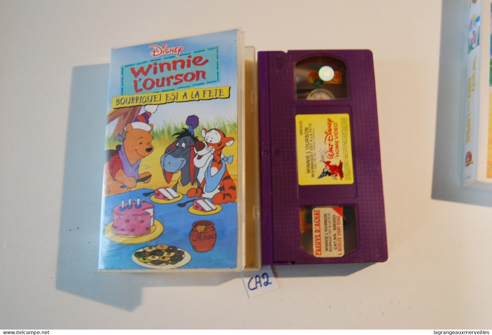 CA2 K7 VHS WINNIE L'OURSON BOURRIQUET EST A LA FETE WALT DISNEY - Cartoons