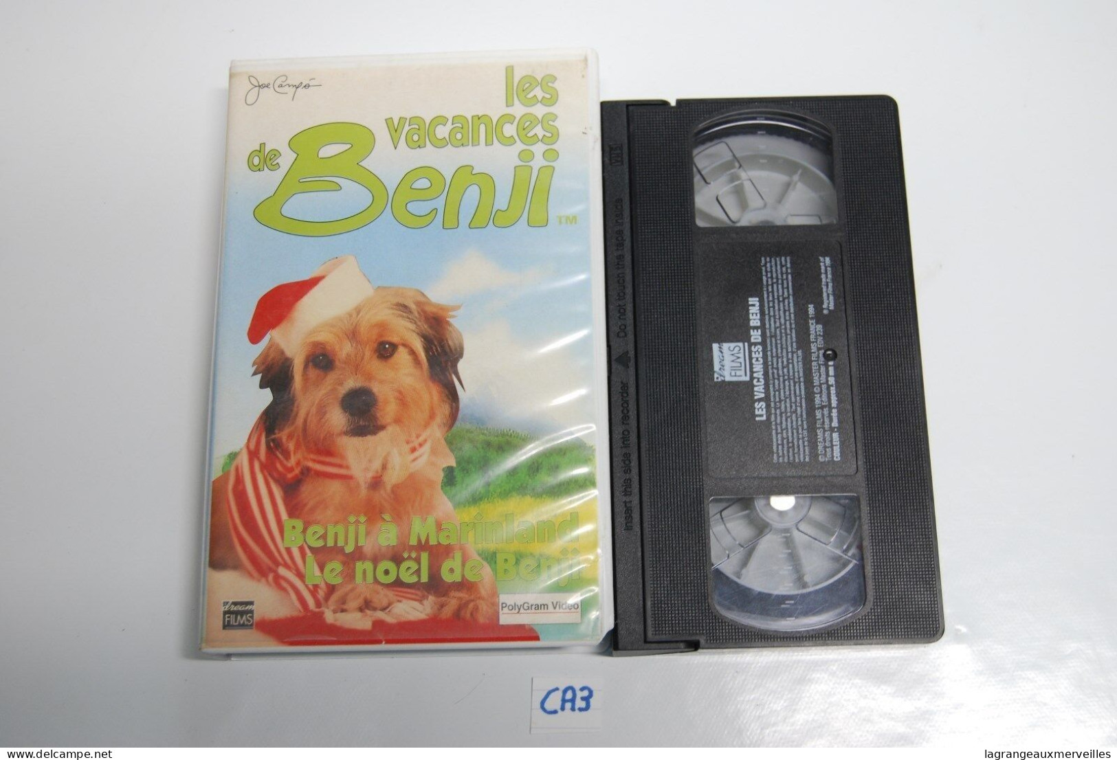 CA3 CASSETTE VIDEO VHS LES VACANCES DE BENJI - Familiari