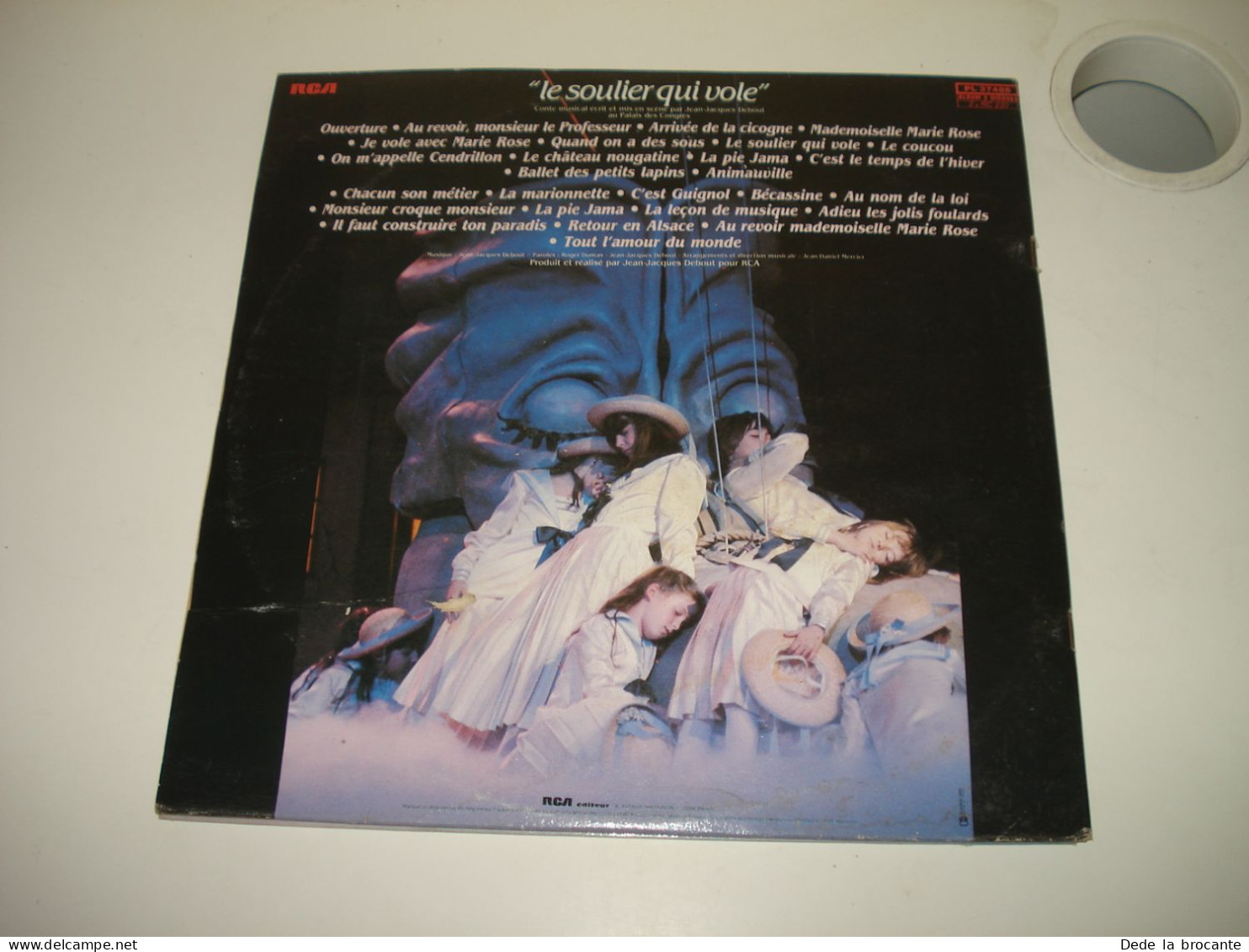 B14 / Chantal Goya – Le Soulier Qui Vole - 2 X LP - PL 37486 - FR 1981 - M/NM