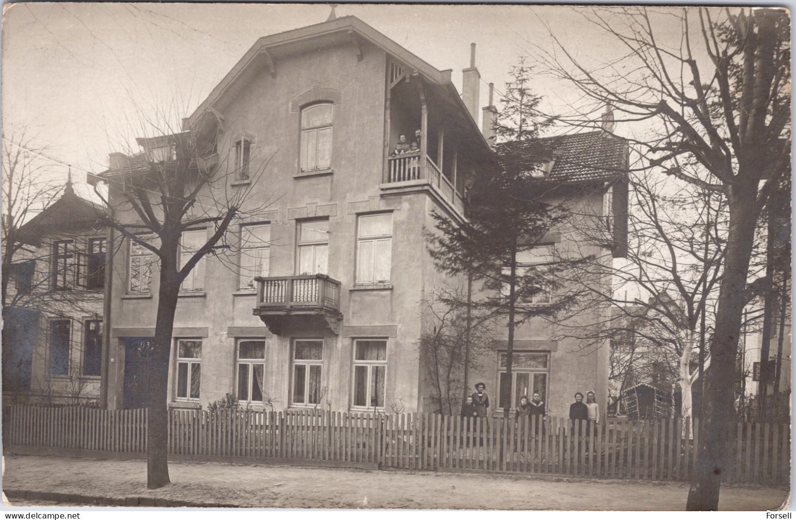 Haus Mit Familie In Bergedorf (vermutlich) (Stempel: Bergedorf 1912) - Bergedorf