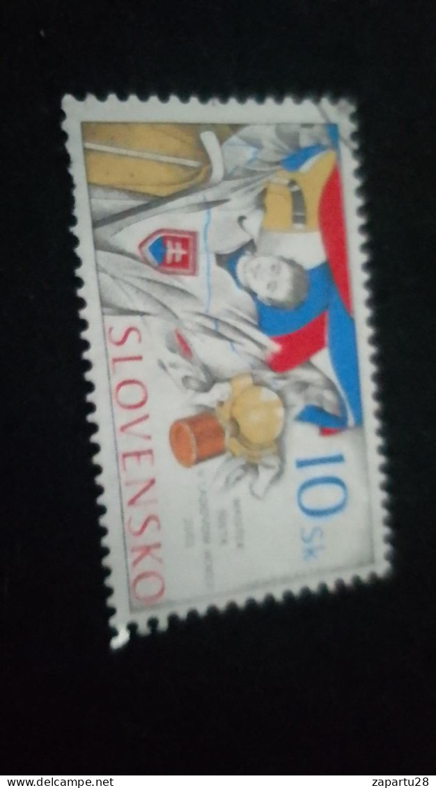 SLOVAKYA-    1993-99-      10    Sk      DAMGALI - Usati