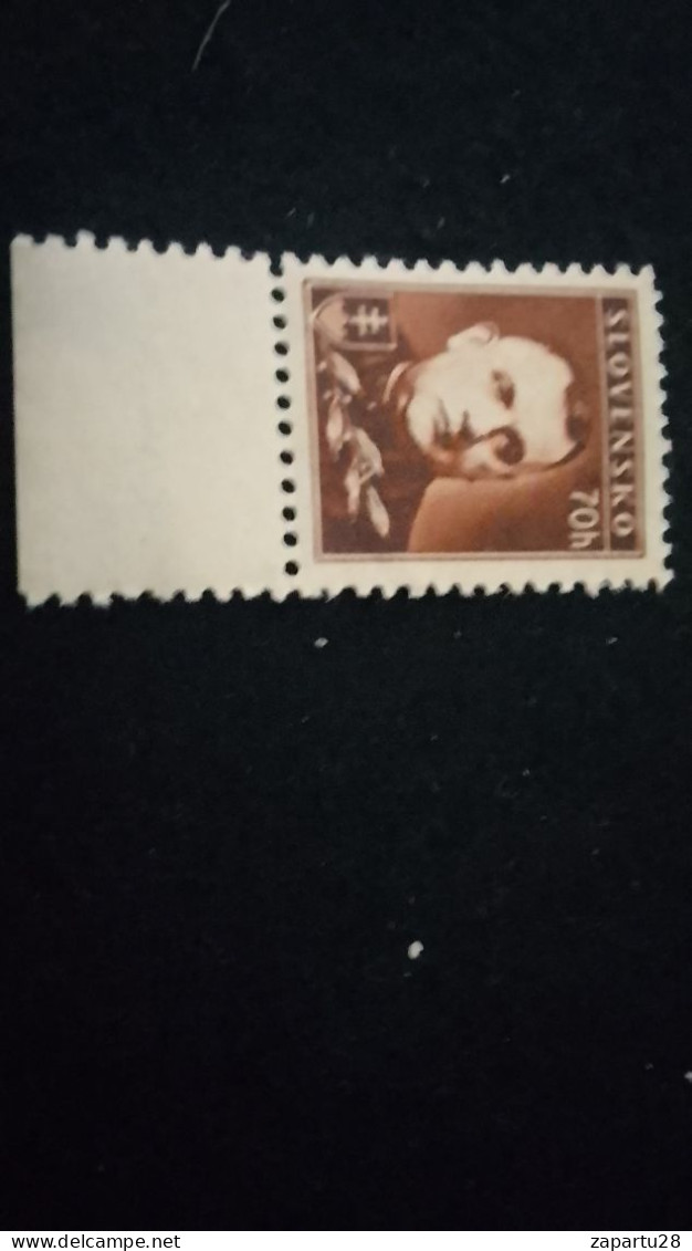 SLOVAKYA-    1939- 45     70 H  DAMGASIZ - Unused Stamps