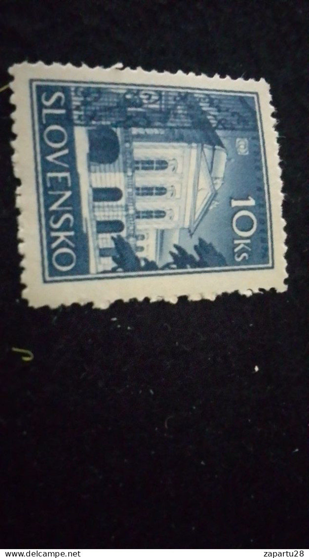 SLOVAKYA-    1939- 45     10 KS DAMGASIZ - Nuovi