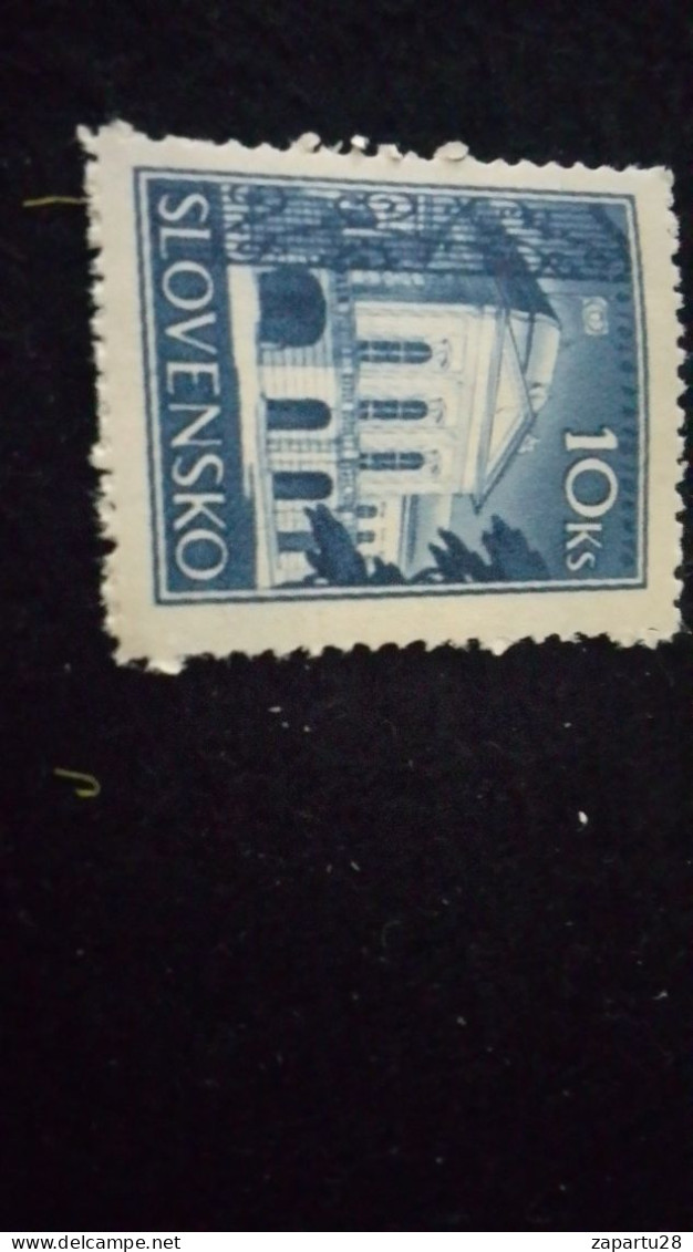 SLOVAKYA-    1939- 45     10 KS DAMGASIZ - Unused Stamps