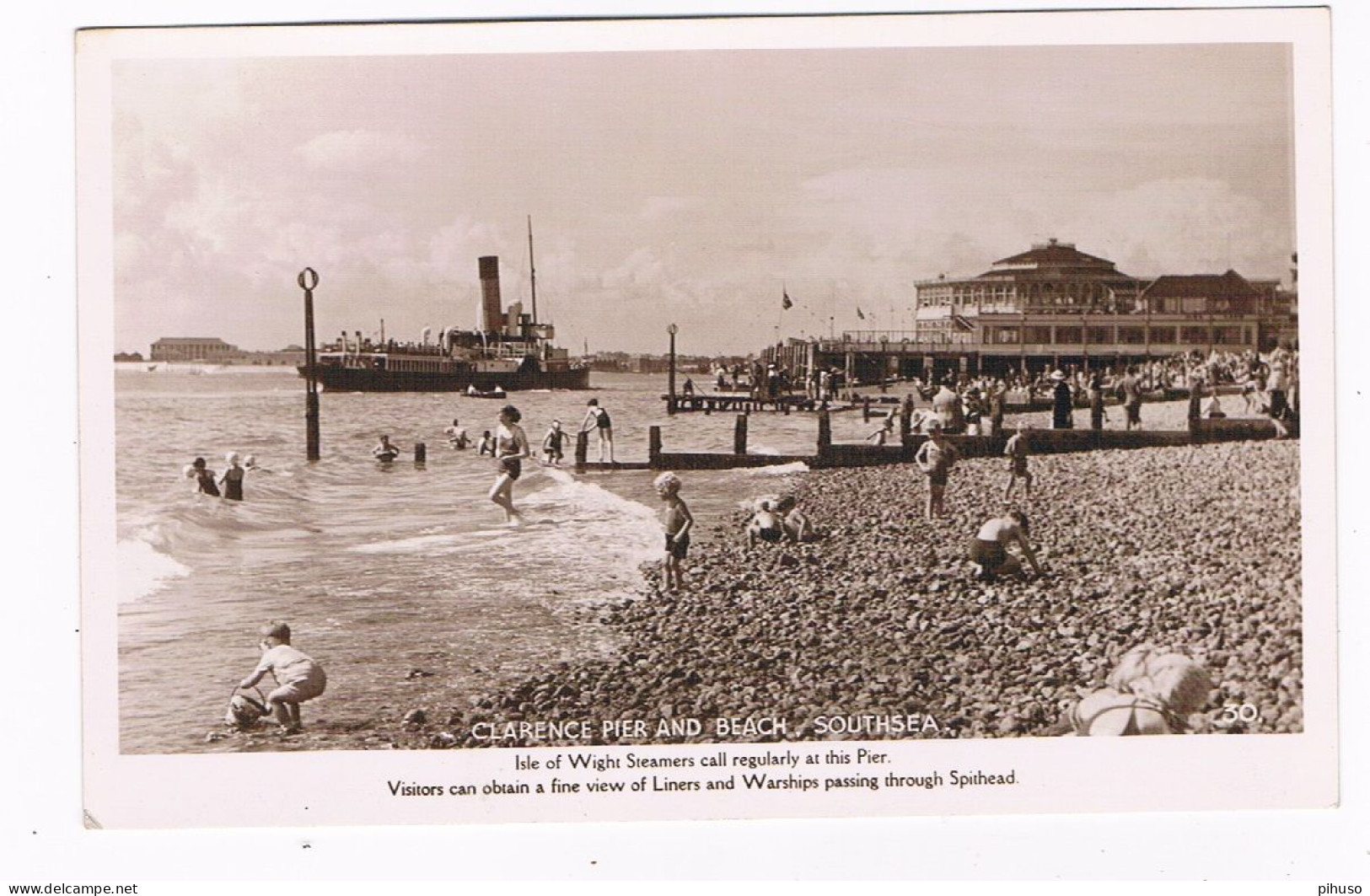 UK-4062   SOUTHSEA : Clarence Pier And Beach - Southsea