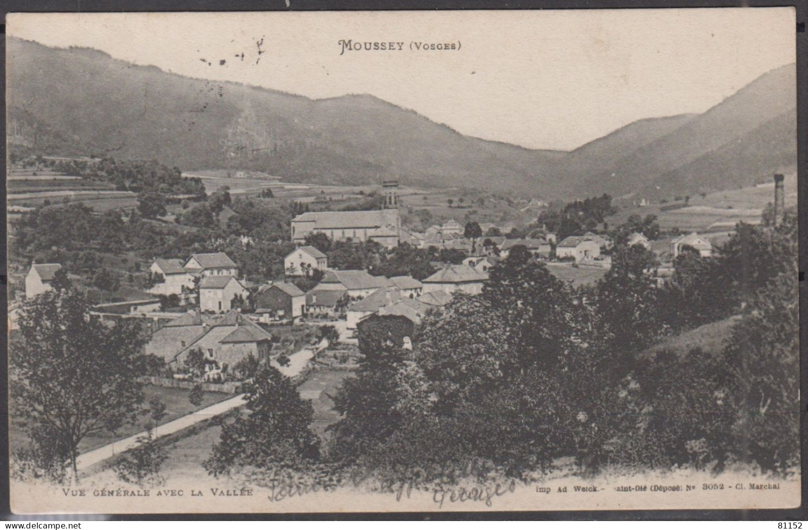 CPA  De  MOUSSEY Vosges    Vue Générale Avec La Vallée    Le 1 8 1907 Pour MALZEVILLE M.et.Melle  Et Blanc 5c - Moussey