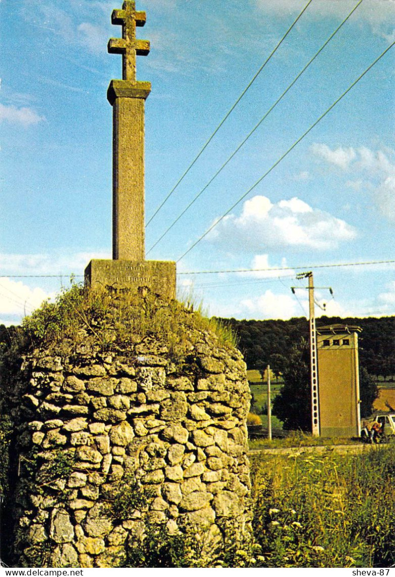 54 - Foug - Monument Mérovingien - Foug