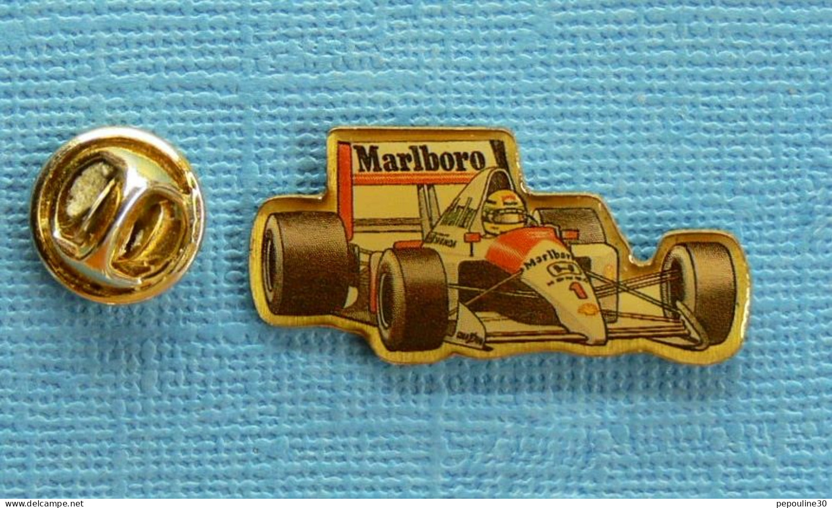 1 PIN'S /  ** F1 / McLAREN N°1 " AYRTON SENNA " 1991 ** - F1