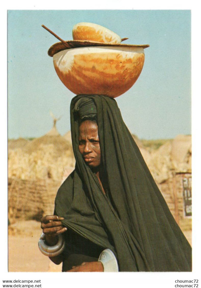 GF Niger 021, Photo Maurice Ascani 30, Femme Peulh - Niger