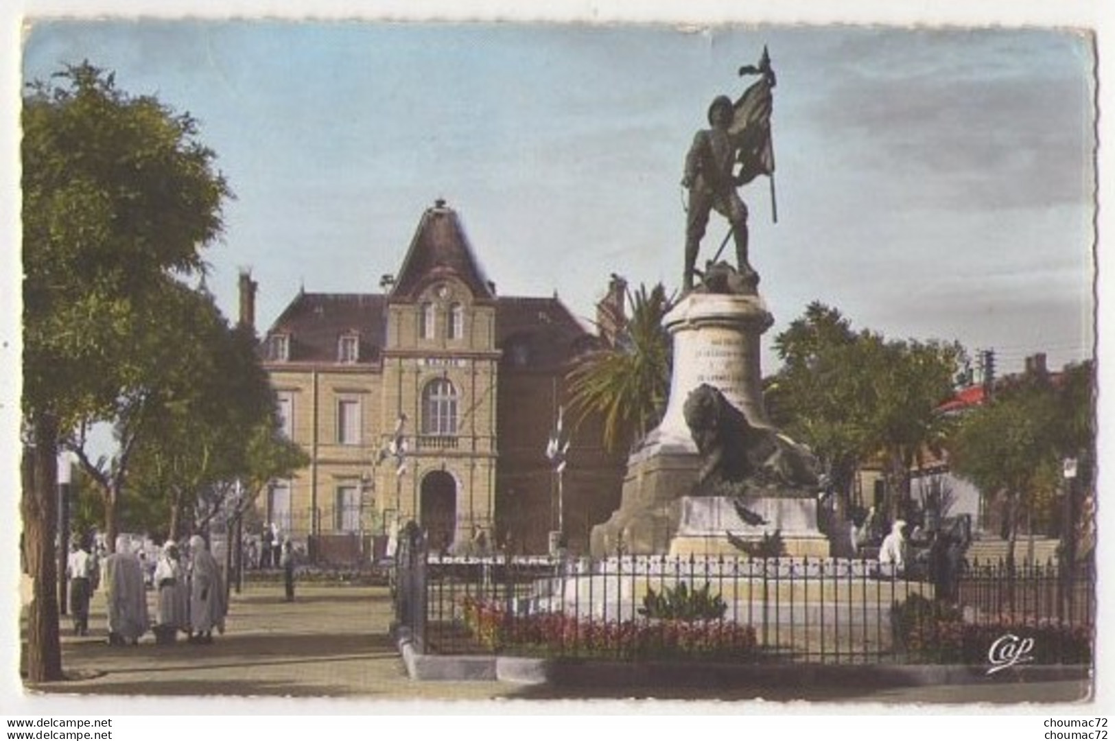 (Algérie) 167, Saida, CAP 1510, Le Monument De La Légion Et La Mairie - Saida