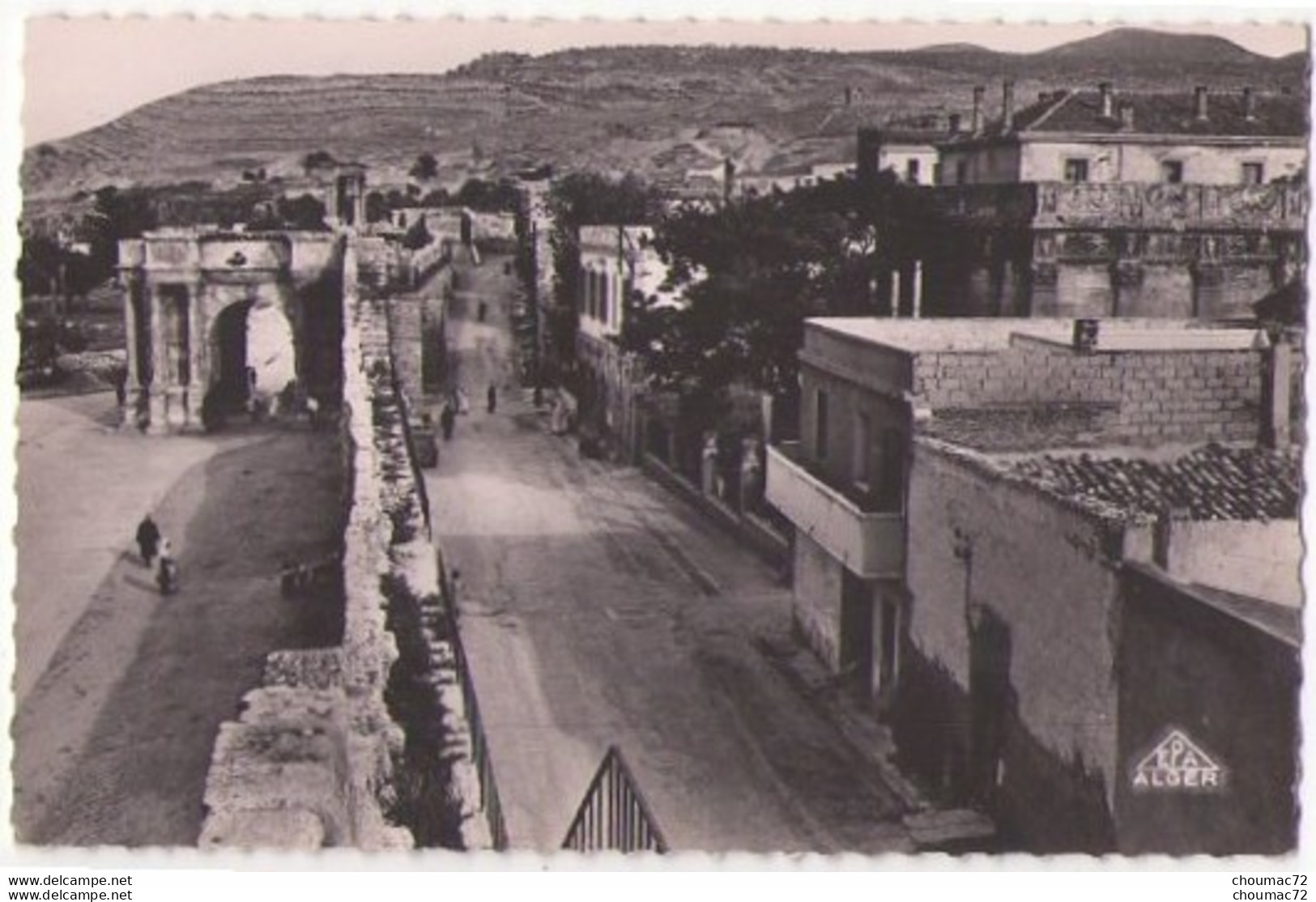 (Algérie) 082, Tebessa, Editions Photo Africains 12, Porte Caracalla Et Les Remparts - Tebessa