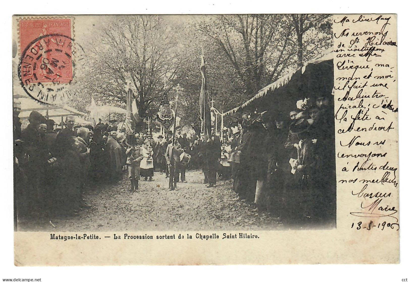 Matagne-la-Petite   Doische    La Procession Sortant De La Chapelle Saint Hilaire - Doische