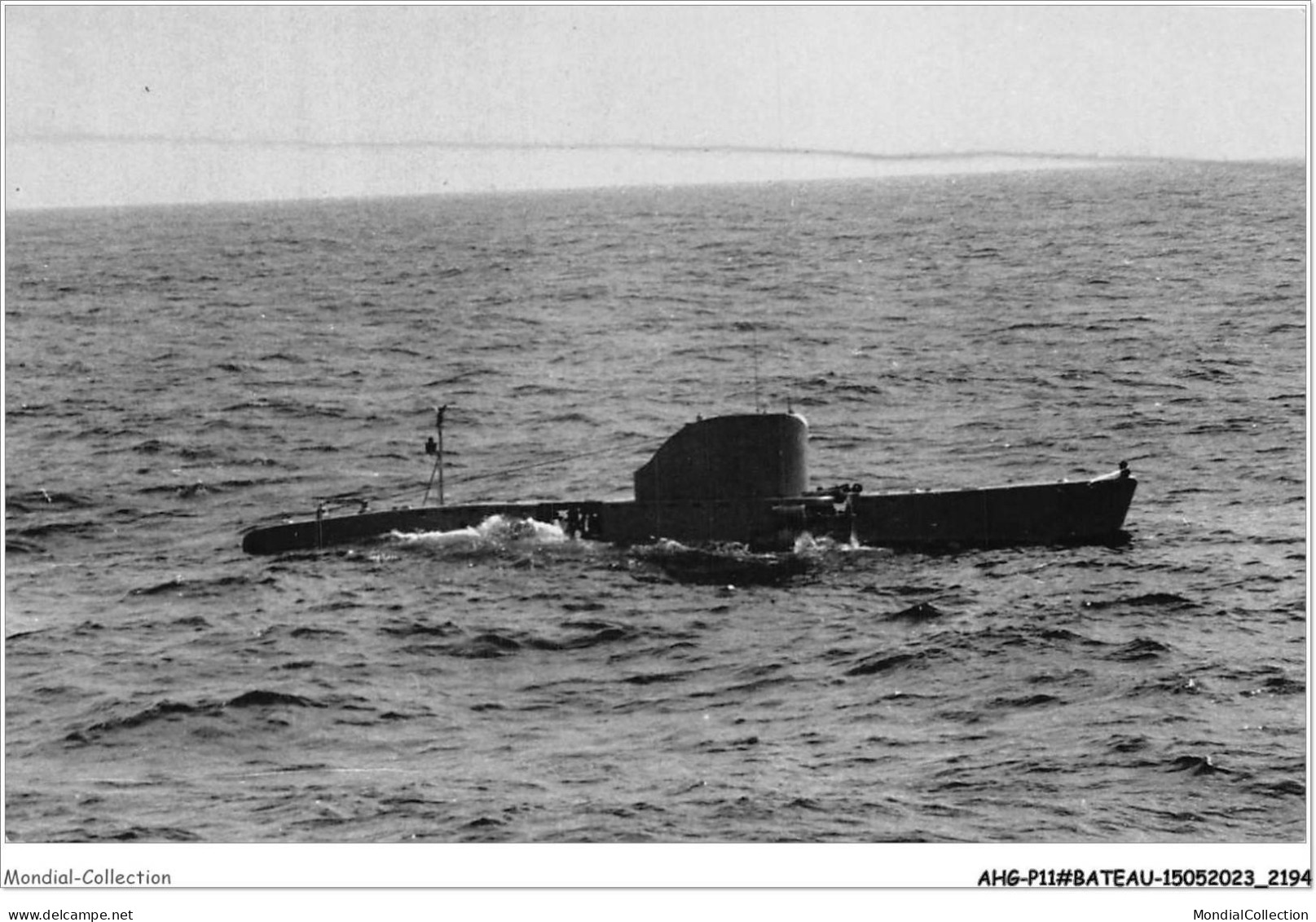 AHGP11-BATEAUX DE GUERRE MARINE CARTE PHOTO-1097 - FRANCE - BERTHYSCAPHE - CP SOUPLE SOUS MARIN - Submarines