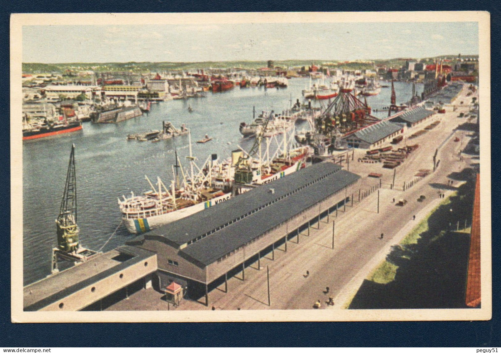 Suède. Göteborg. Hamnen. Le Port Municipal. Estuaire De Göta älv.  Navires Et Hangars. 1952 - Suède