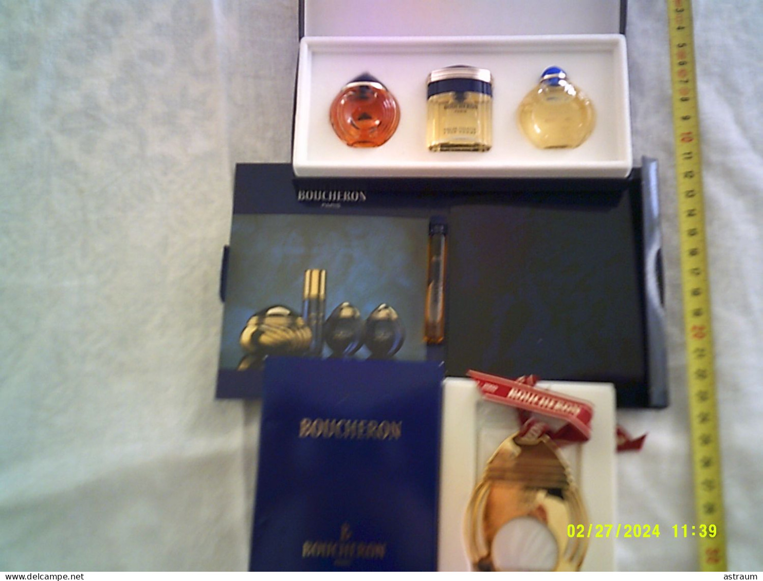 Ensemble Coffret + Medaille 2eme Millenaire + Tube Bains Precieux Boucheron (3 Miniature Pleine)- 2EDP +1EDT-3x5ml Neuf - Miniaturas Mujer (en Caja)