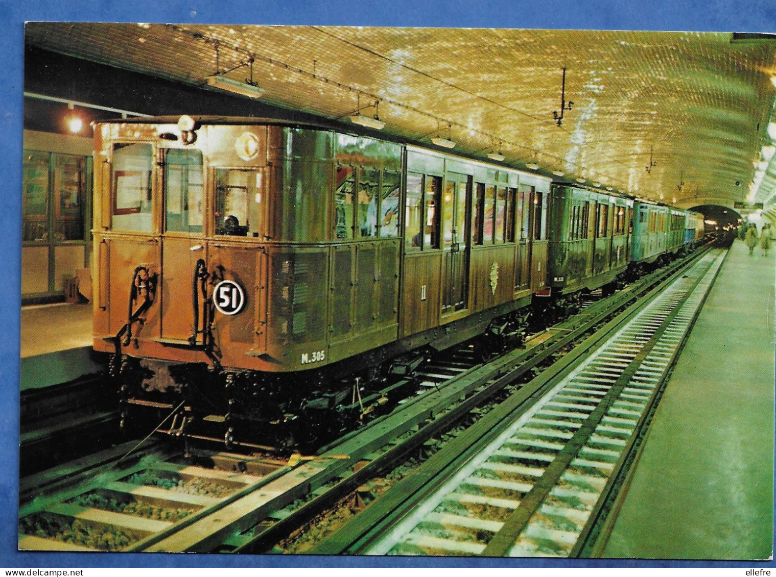 CPM Métro De Paris Rame Sprague Thomson Double Caisse Bois En 1975 à La Station Porte Maillot Tampon RATP 04/1983 Timbre - Métro