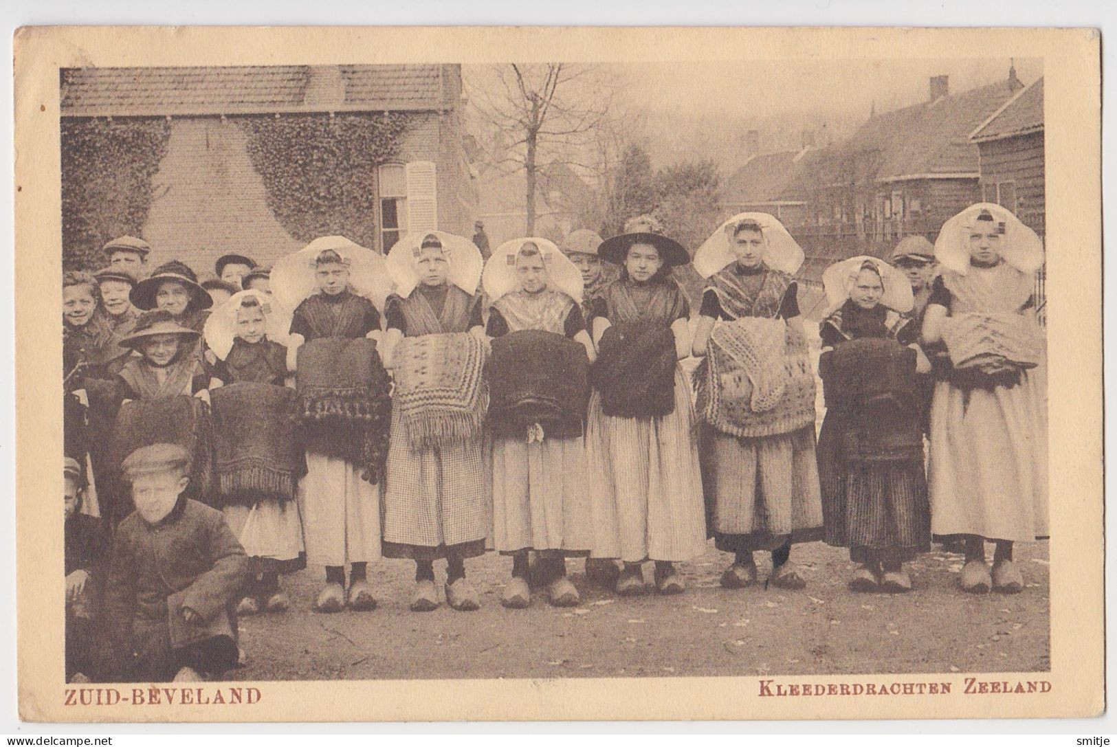 ZEELAND ZUID-BEVELAND Ca. 1920 FOLKLORE KLEDERDRACHT COSTUMES COIFFES - Costumes