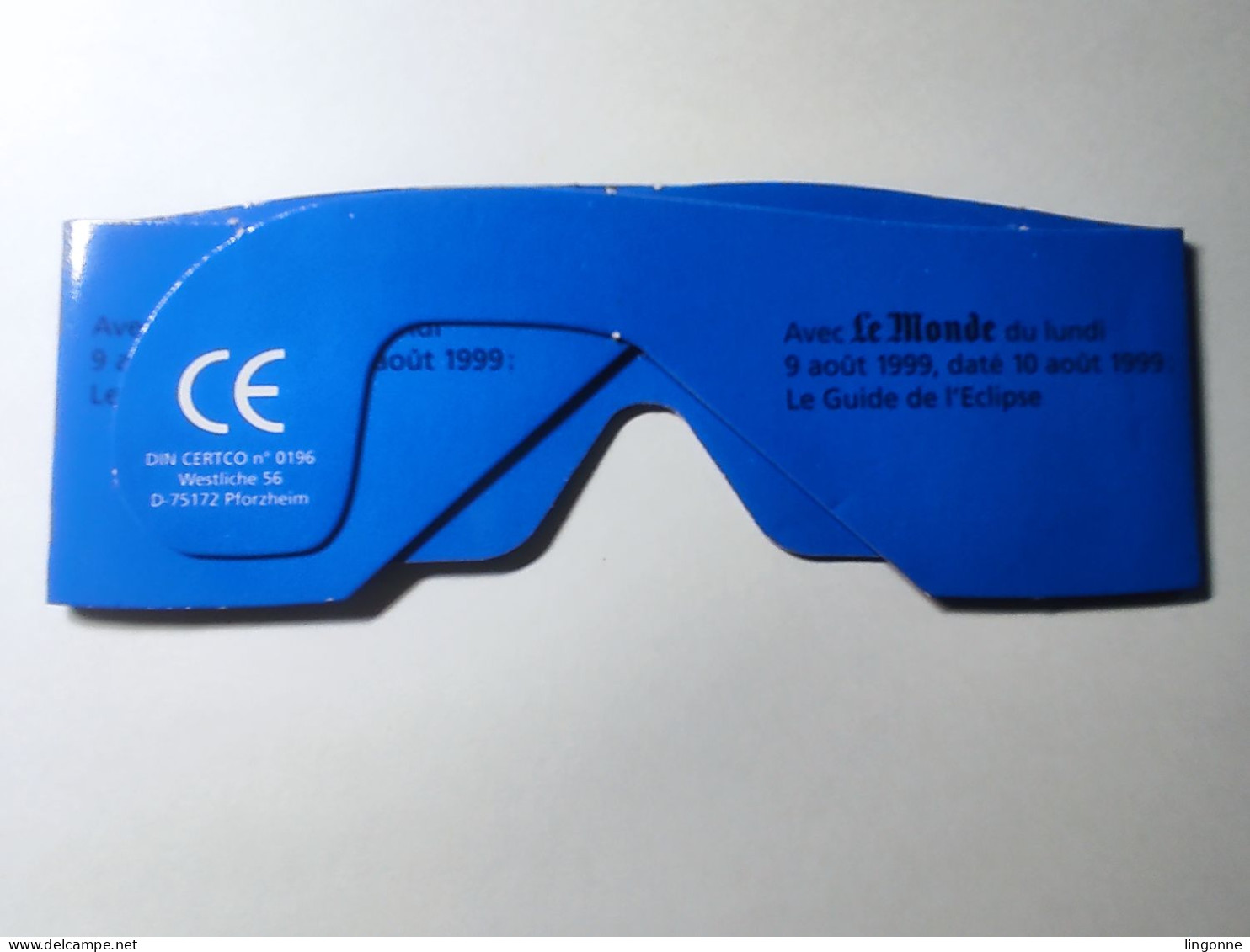 Astronomie - Lunette De Protection ECLIPSE DU 11 AOUT 1999 Lunettes Le Monde - Autres & Non Classés