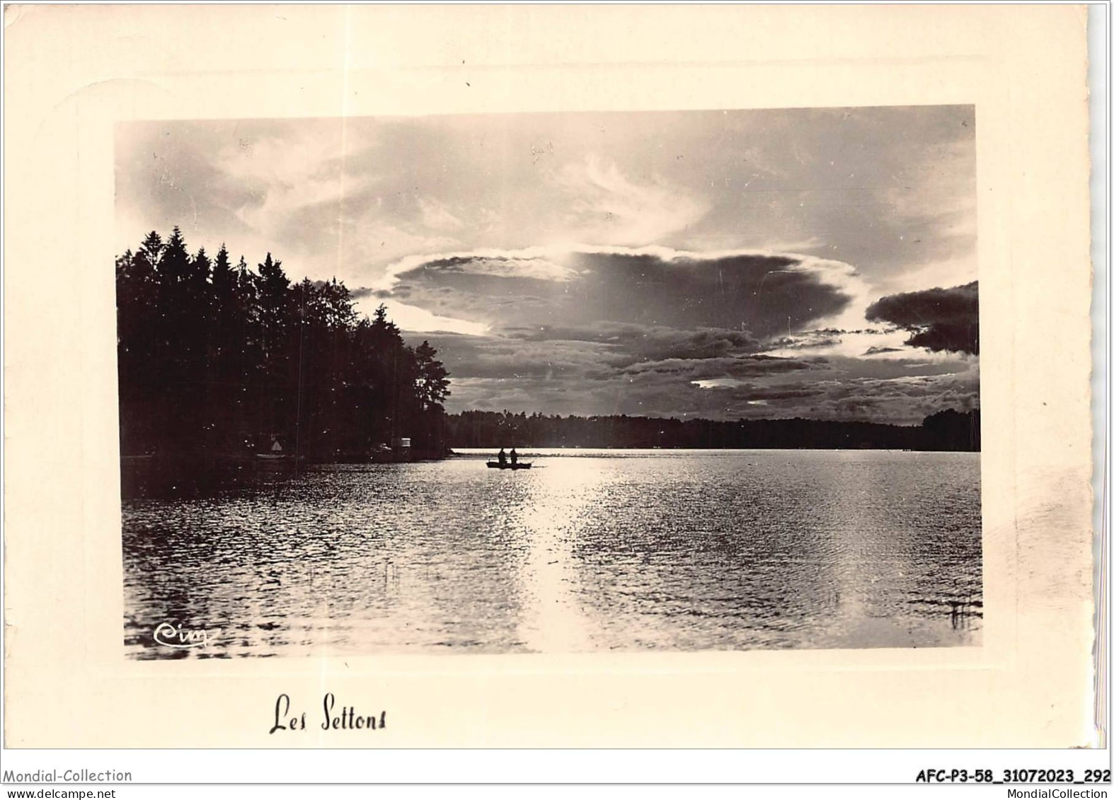 AFCP3-58-0371 - France Touristique - LES SETTONS - Nièvre - Coucher De Soleil Sur Le Lac  - Montsauche Les Settons