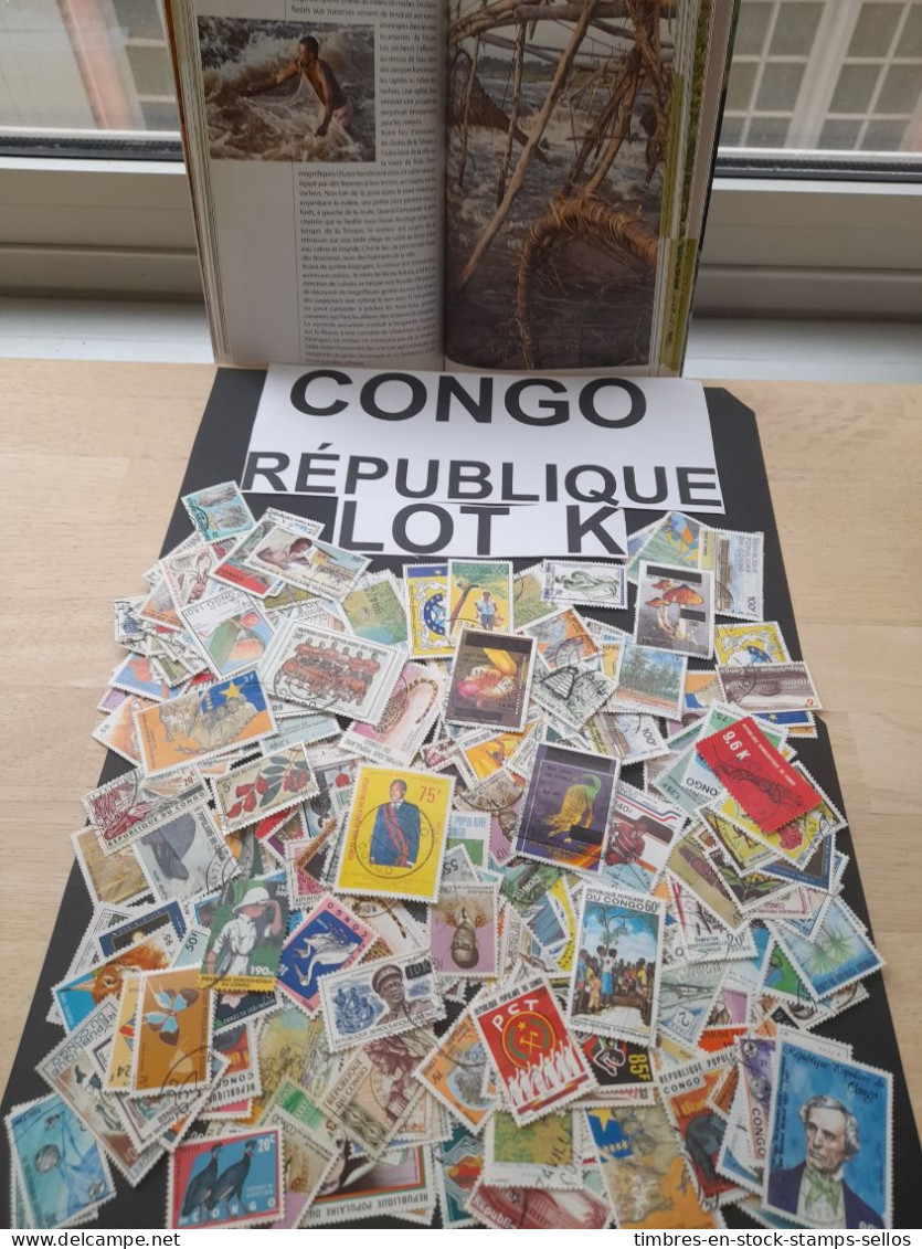 CONGO VRAC 40 G LOT K  DECOLLES, MODERNES, GRANDS 刚果散装 40 克 定时、现代、大号 LARGE ON PAPER MIX - Lots & Kiloware (mixtures) - Max. 999 Stamps