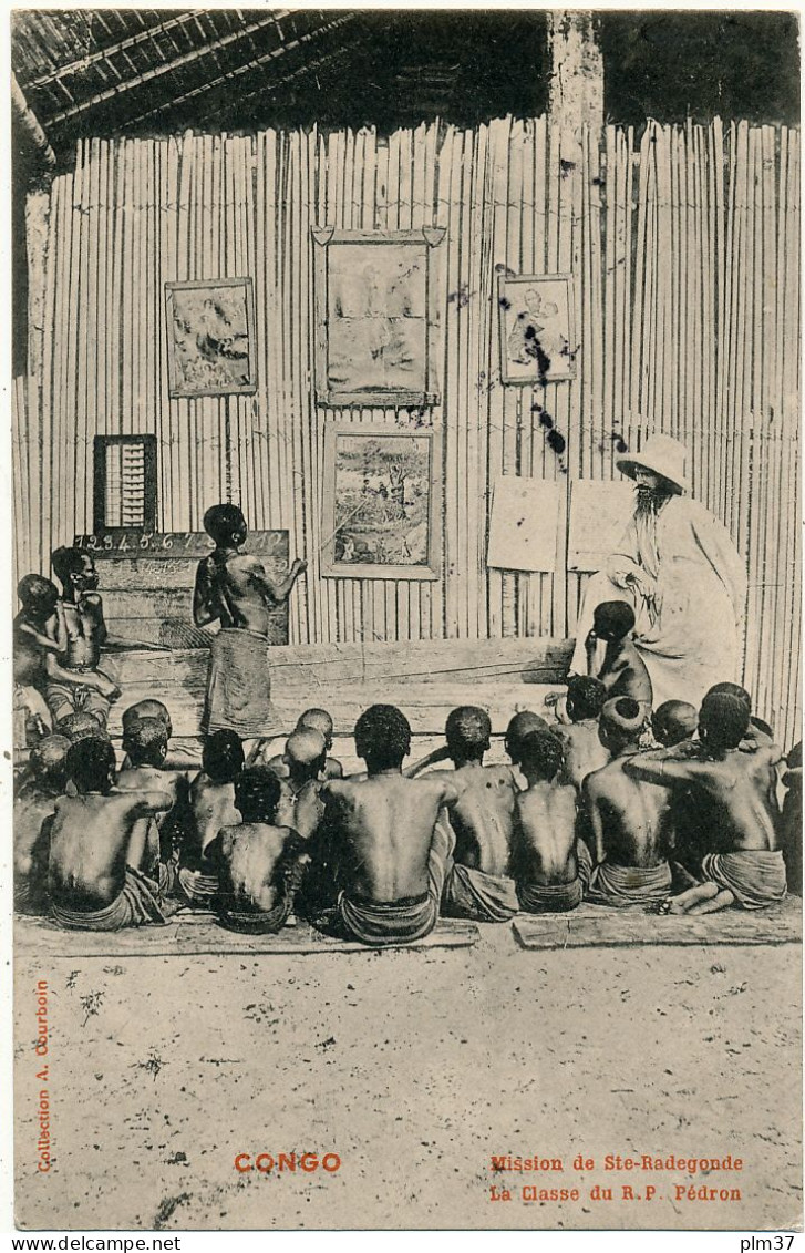 NOUVELLE GUINEE - Le P. Fastré Et Ses Petits Chanteurs - Papouasie-Nouvelle-Guinée