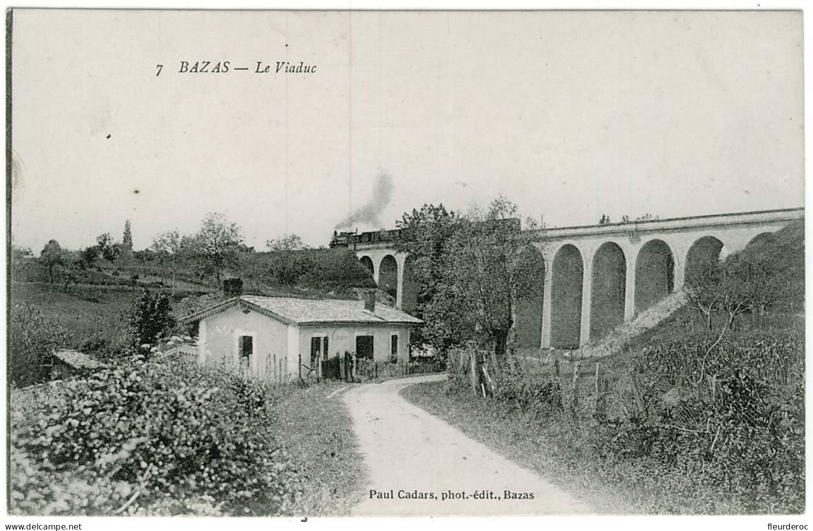 33 - CB51417CPA - BAZAS - Le Viaduc - Parfait état - GIRONDE - Bazas