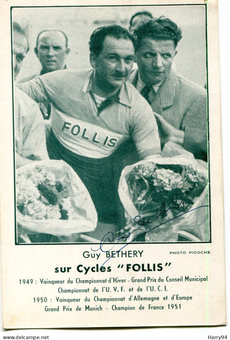 Photo De Guy Bethery Coureur Cycliste Sur Cycles Follis Signée - Sport