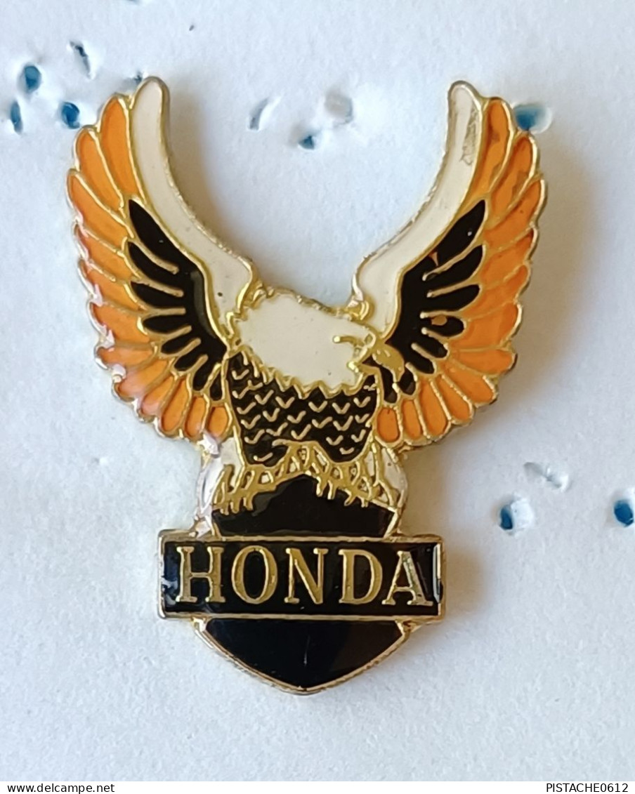 Pin's Moto Honda Aigle - Motorräder