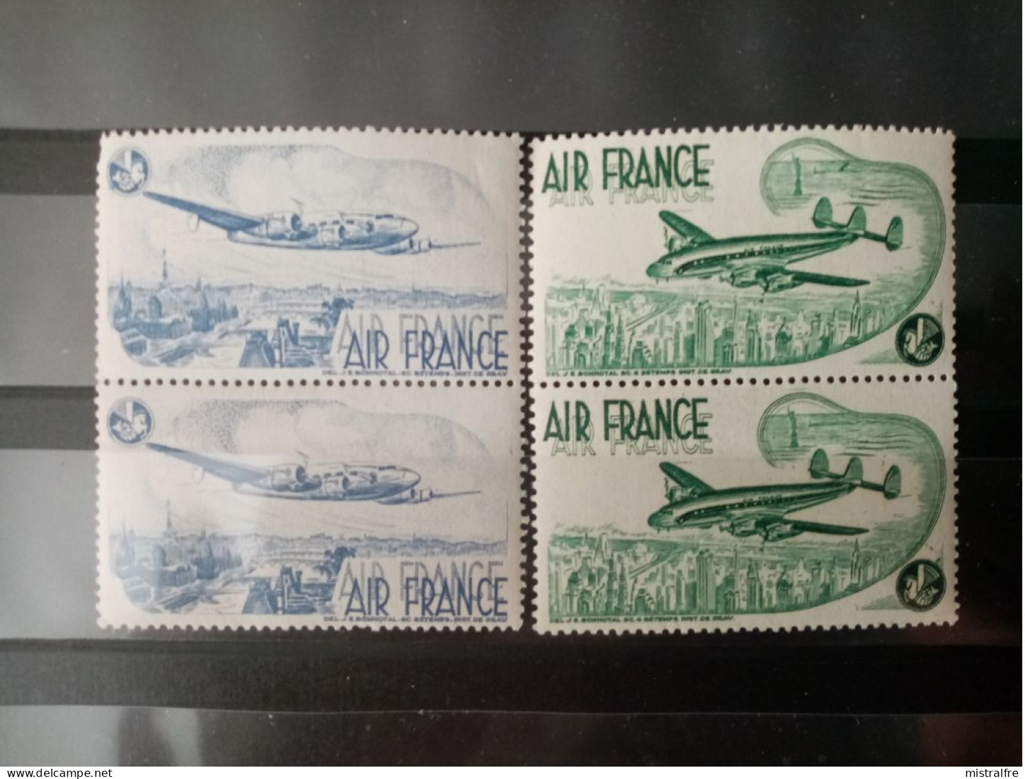 FRANCE. Vignettes  " AIR FRANCE " 2 Paires Verticales Neuves Sans Charnières. - Aviación