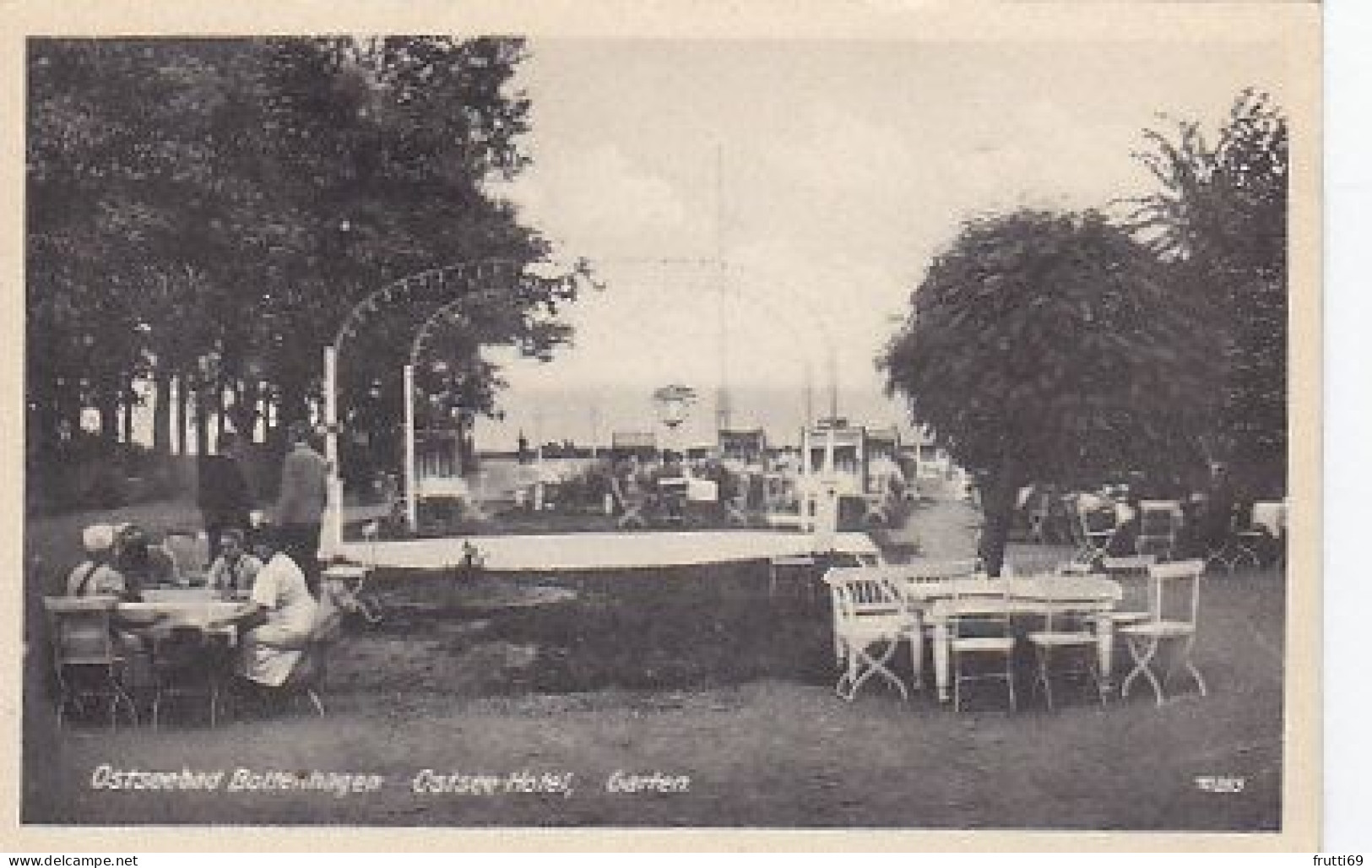 AK 205541 GERMANY - Boltenhagen - Ostsee-Hotel - Garten - Boltenhagen