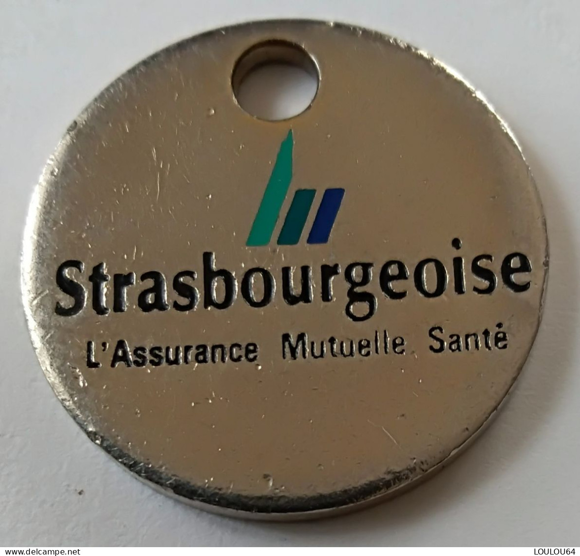 Jeton De Caddie - Assurances - STRASBOURGEOISE - L'ASSURANCE MUTUELLE SANTE - En Métal - - Jetons De Caddies