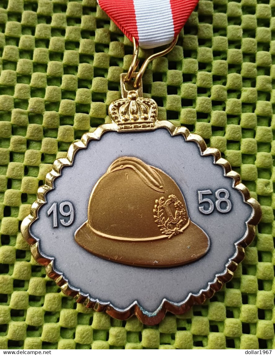 Medaille -9e. Mars Politie Leuven 1987 - België  -  Original Foto  !!  Medallion  Dutch - Other & Unclassified