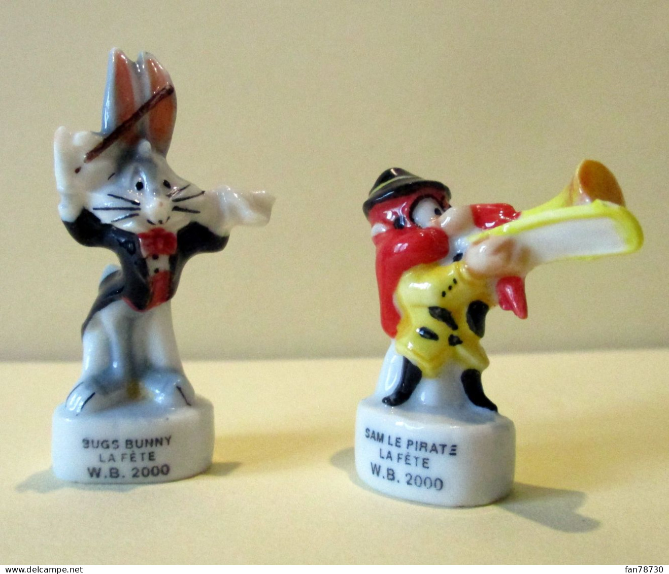 Fèves Brillantes - La Fête- W.B. 2000 - Sam Le Pirate Et Bugs Bunny - Frais Du Site Déduits - Tekenfilms