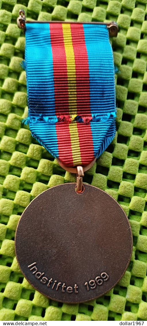 Medaille - IML : Deense Leger Hærvejsmarchen Viborg Wandeltocht 1969 (2) -  Original Foto  !!  Medallion  Dutch - Ohne Zuordnung