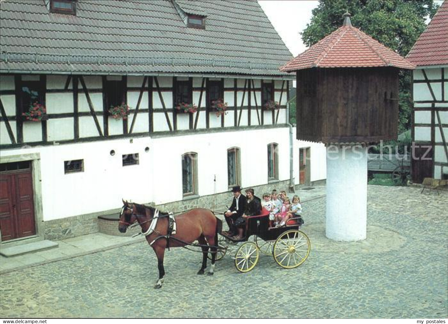 72543376 Wyhra Neukirchen Volkskundemuseum Hofansicht Pferdekutsche Wyhra Neukir - Borna