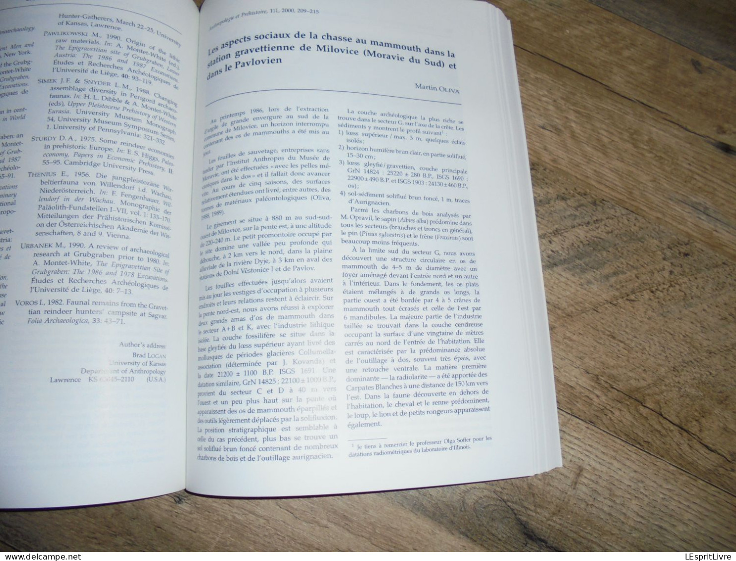 LA CHASSE DANS LA PREHISTOIRE Hunting in Préhistory CEDARC Archéologie Armes Gibiers Boomerang Flèches Paléolithique